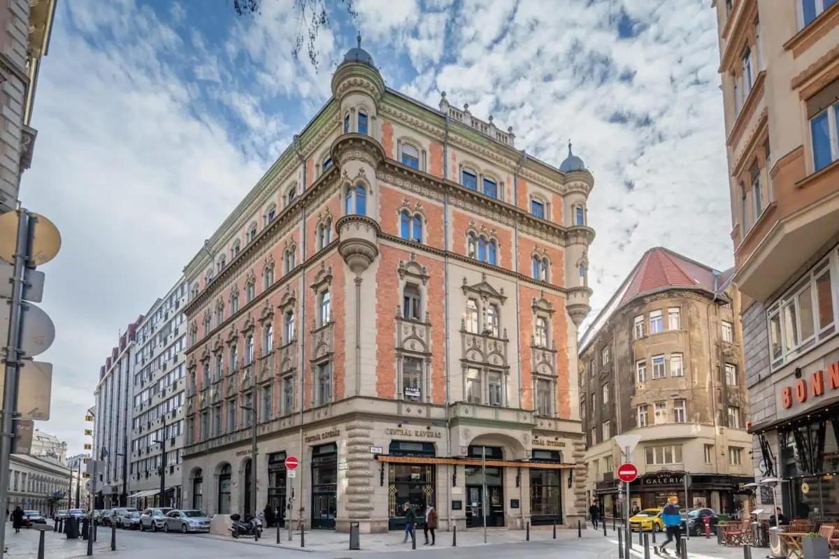 Ultra Location Apartament *