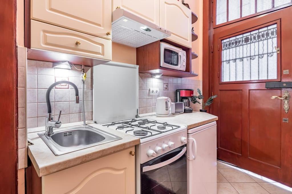 Ultra Location Apartament Budapesta