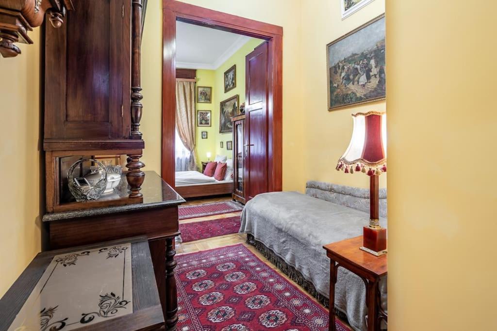 Ultra Location Apartament *